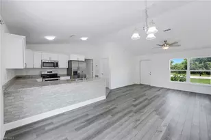 626 NW 2nd Ln, Cape Coral, FL 33993 - Photo 5