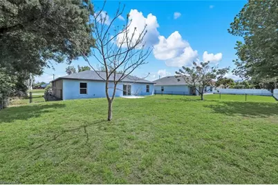 626 NW 2nd Ln, Cape Coral, FL 33993 - Photo 17