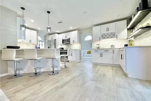 3639 Kent Dr, Naples, FL 34112 - Photo 15