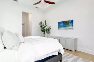 1749 Wavecrest Ct, Marco Island, FL 34145 - Photo 19