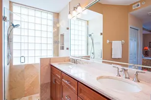 2285 Harmony Ln, Naples, FL 34109 - Photo 9