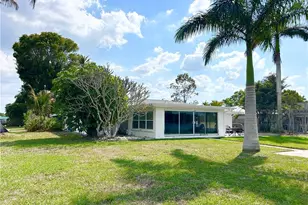 337 Shore Dr, Fort Myers, FL 33905 - Photo 7