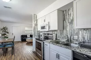 1780 Smugglers Cove, Naples, FL 34112 - Photo 9