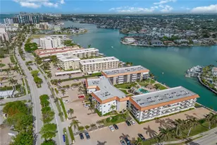 2900 Gulf Shore Blvd N, Naples, FL 34103 - Photo 21