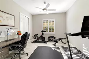 10085 Avalon Lake Cir, Fort Myers, FL 33913 - Photo 23