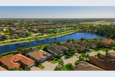 10085 Avalon Lake Cir, Fort Myers, FL 33913 - Photo 29