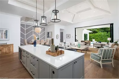 1064 13th St N, Naples, FL 34102 - Photo 1