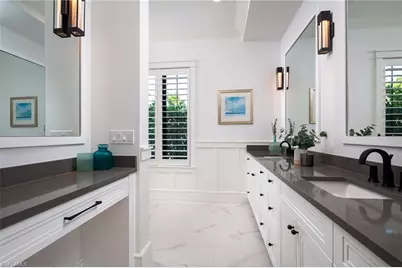 1064 13th St N, Naples, FL 34102 - Photo 17