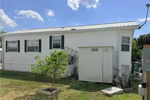 2 Jade Dr, Naples, FL 34114 - Photo 35