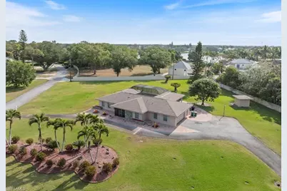 50 Cajeput Dr, Naples, FL 34108 - Photo 3