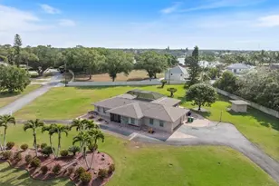 50 Cajeput Dr, Naples, FL 34108 - Photo 3