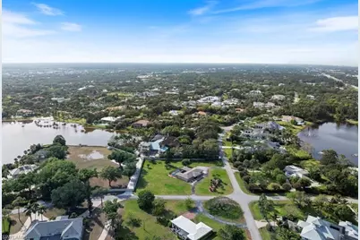 50 Cajeput Dr, Naples, FL 34108 - Photo 9