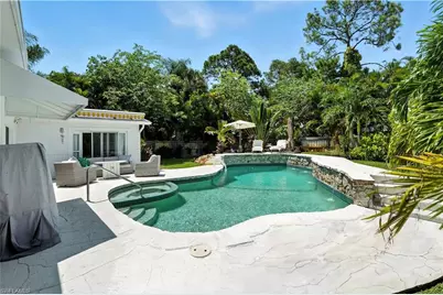 1063 22nd Ave N, Naples, FL 34103 - Photo 25