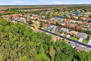 8128 Breton Cir, Fort Myers, FL 33912 - Photo 23