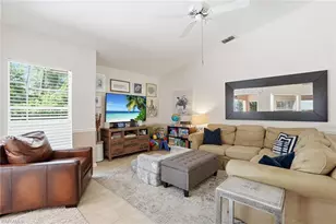 8128 Breton Cir, Fort Myers, FL 33912 - Photo 7