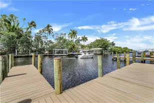 1390 Chesapeake Ave, Naples, FL 34102 - Photo 3