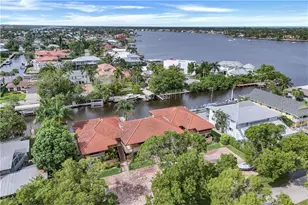 1390 Chesapeake Ave, Naples, FL 34102 - Photo 41