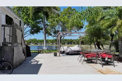 5592 Brightwood Dr, Fort Myers, FL 33905 - Photo 11