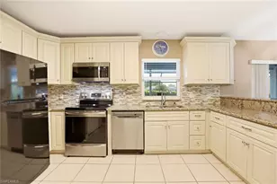 26626 Robin Way, Bonita Springs, FL 34135 - Photo 11