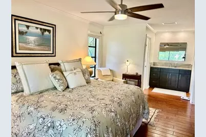 9874 Campbell Cir, Naples, FL 34109 - Photo 7