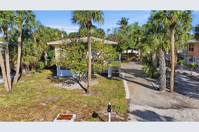 123 Andre Mar Dr, Fort Myers Beach, FL 33931 - Photo 31