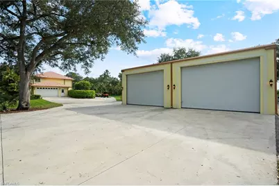 21531 N River Rd, Alva, FL 33920 - Photo 23