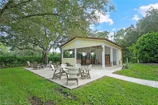 21571 N River Rd, Alva, FL 33920 - Photo 19