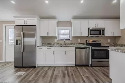 17701 Pronghorn St, Alva, FL 33920 - Photo 9