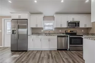 17701 Pronghorn St, Alva, FL 33920 - Photo 9