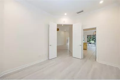 4260 Montalvo Ct, Naples, FL 34109 - Photo 15