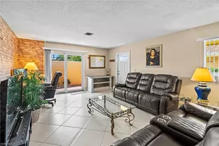 131 Teryl Rd, Naples, FL 34112 - Photo 9