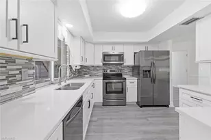 156 Marseille Dr, Naples, FL 34112 - Photo 11