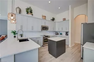 2112 Amargo Way, Naples, FL 34119 - Photo 3