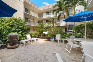 788 Park Shore Dr, Naples, FL 34103 - Photo 19