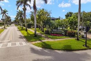 788 Park Shore Dr, Naples, FL 34103 - Photo 25