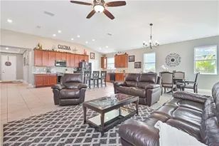 17300 Coastal Ridge Dr, Fort Myers, FL 33908 - Photo 21