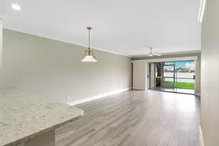 7706 Jewel Ln, Naples, FL 34109 - Photo 15