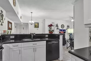 1885 Florida Club Dr, Naples, FL 34112 - Photo 11