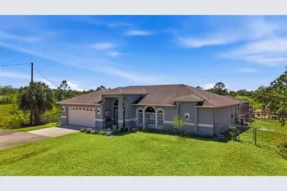 2988 29th Ave NE, Naples, FL 34120 - Photo 3