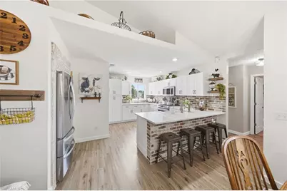 2988 29th Ave NE, Naples, FL 34120 - Photo 9