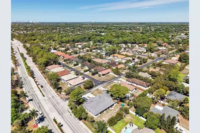 26992 Spanish Gardens Dr, Bonita Springs, FL 34135 - Photo 33
