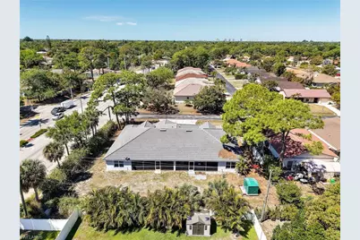 26992 Spanish Gardens Dr, Bonita Springs, FL 34135 - Photo 3