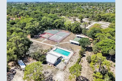 26992 Spanish Gardens Dr, Bonita Springs, FL 34135 - Photo 35