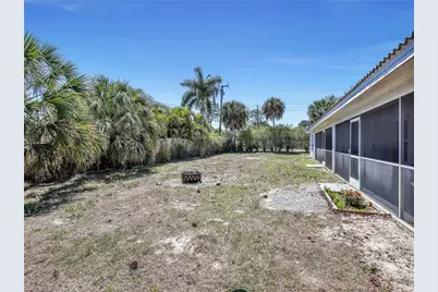 26992 Spanish Gardens Dr, Bonita Springs, FL 34135 - Photo 31