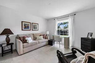 532 Roma Ct, Naples, FL 34110 - Photo 5