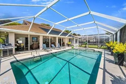 532 Roma Ct, Naples, FL 34110 - Photo 15