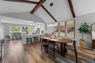 843 Palm View Dr, Naples, FL 34110 - Photo 9