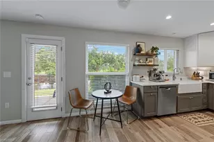 843 Palm View Dr, Naples, FL 34110 - Photo 17