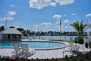 322 Harbour Dr, Naples, FL 34103 - Photo 27