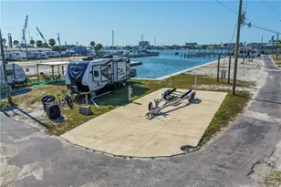 19281 #8 San Carlos Blvd, Fort Myers Beach, FL 33931 - Photo 5